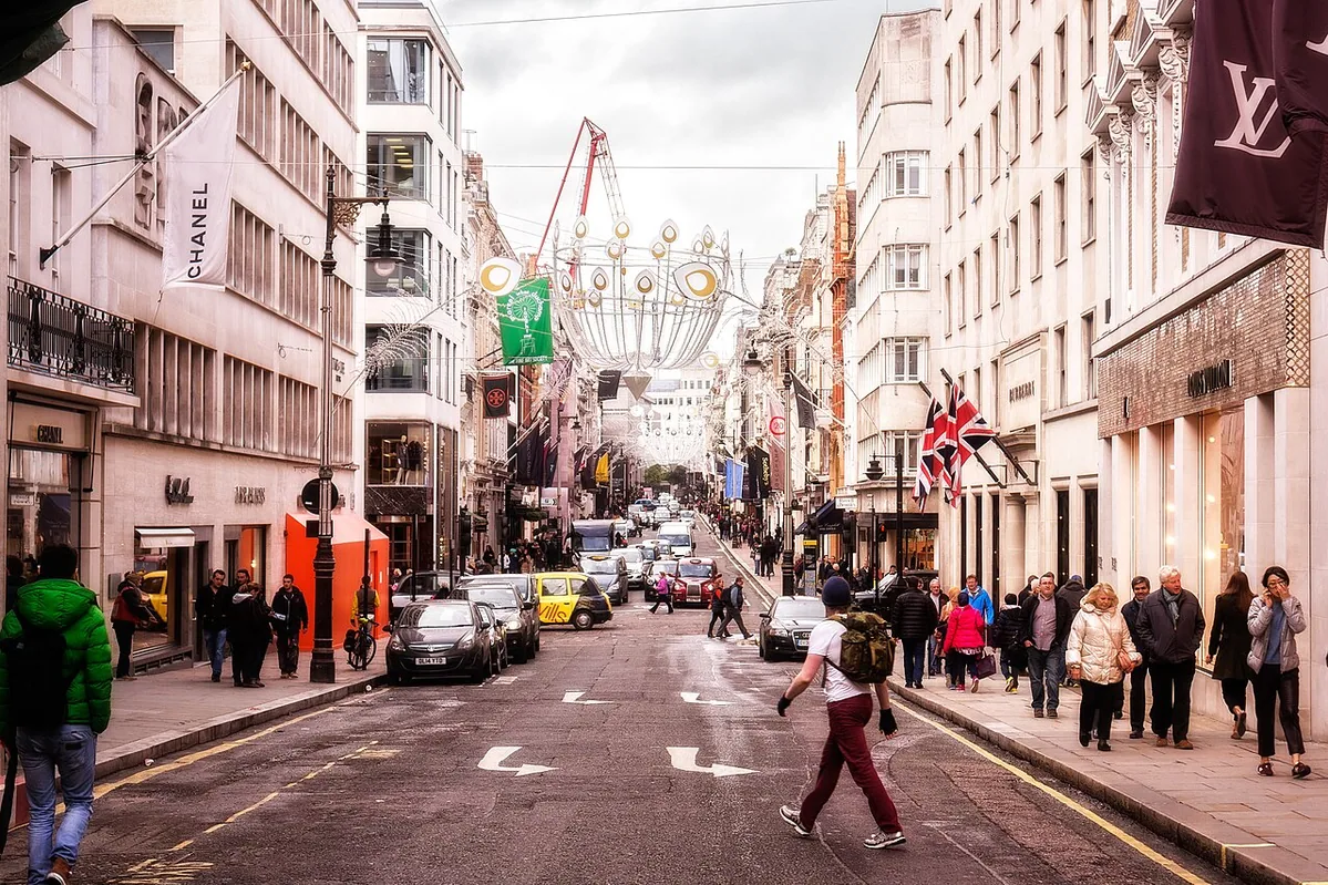 Bond Street, London, pre-Christmas